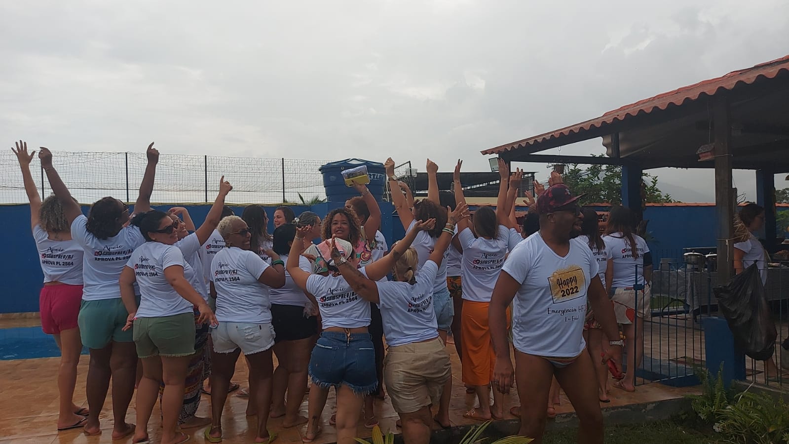 Registro do futebol feminino com participação da Enfermeira Rejane