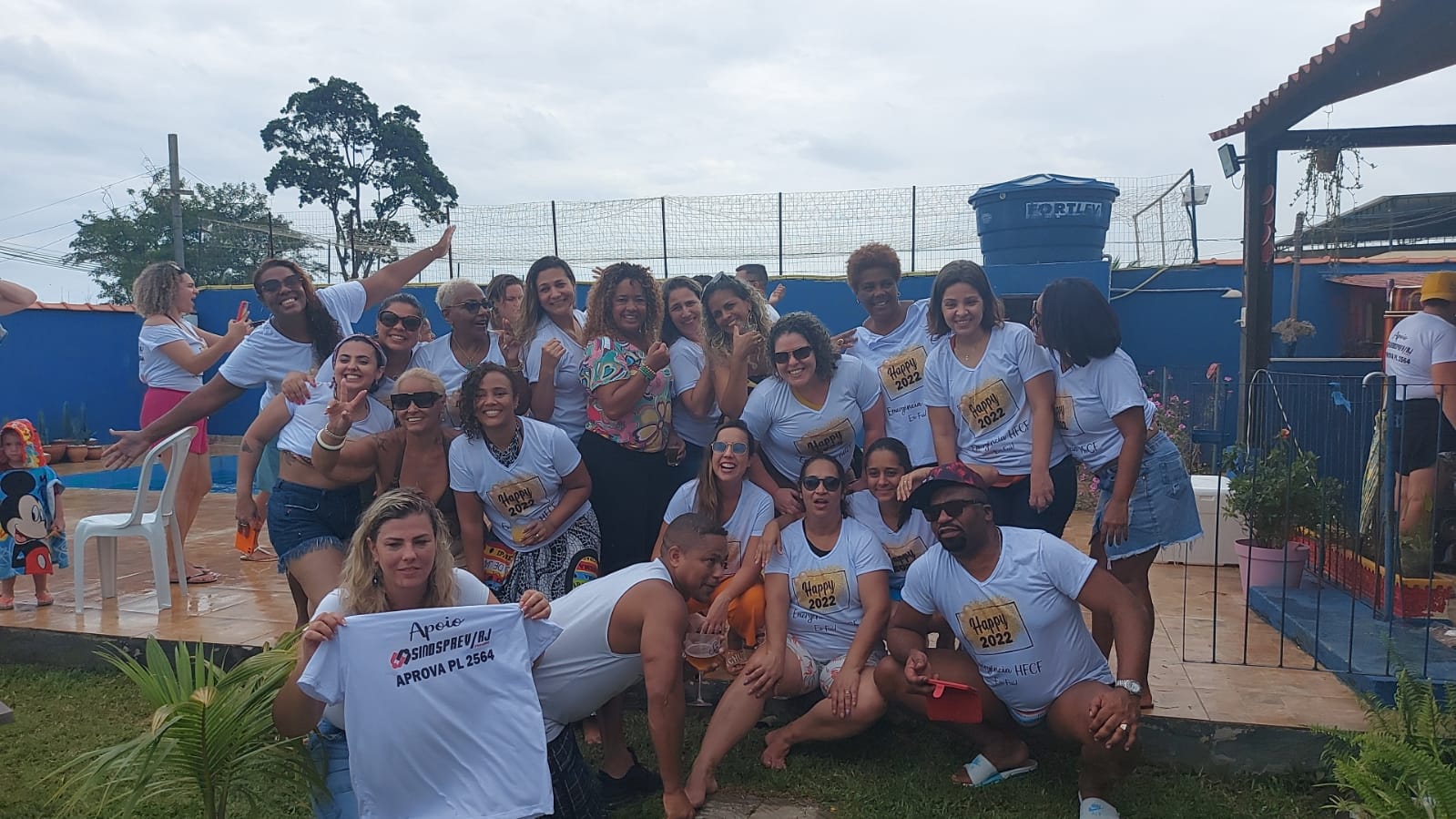 Registro do futebol feminino com participação da Enfermeira Rejane